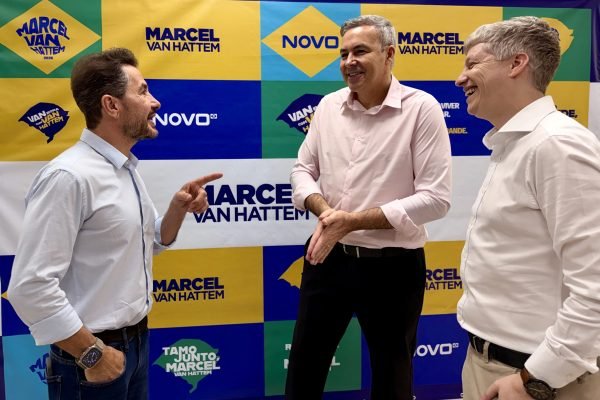 Marcel Turra e Jobim